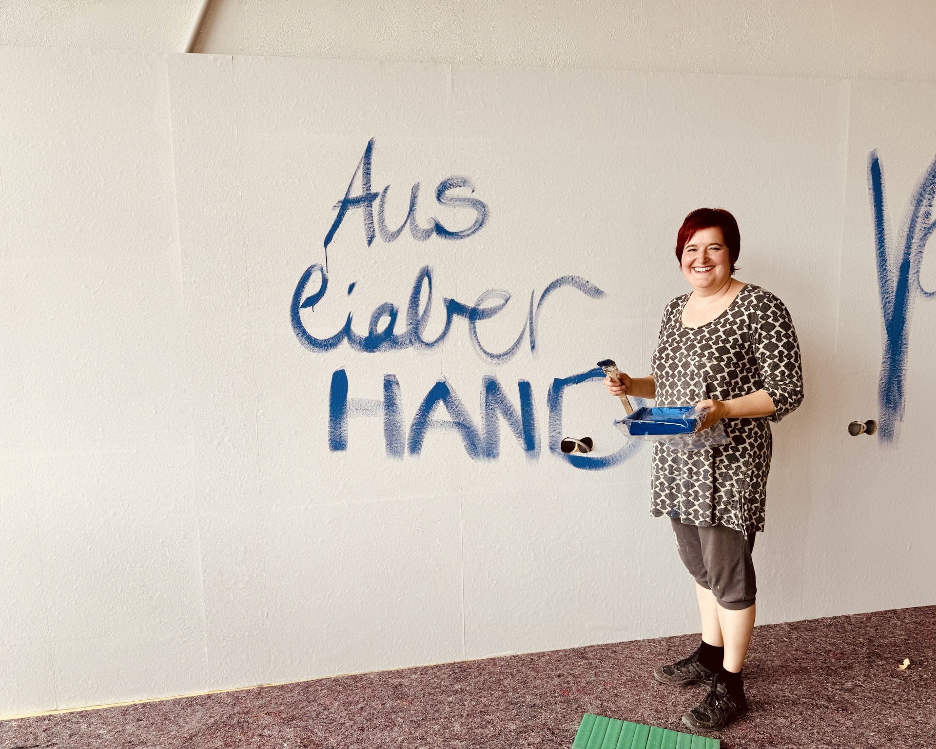 Gestaltung einer Wand in der Schmuckwerkstatt